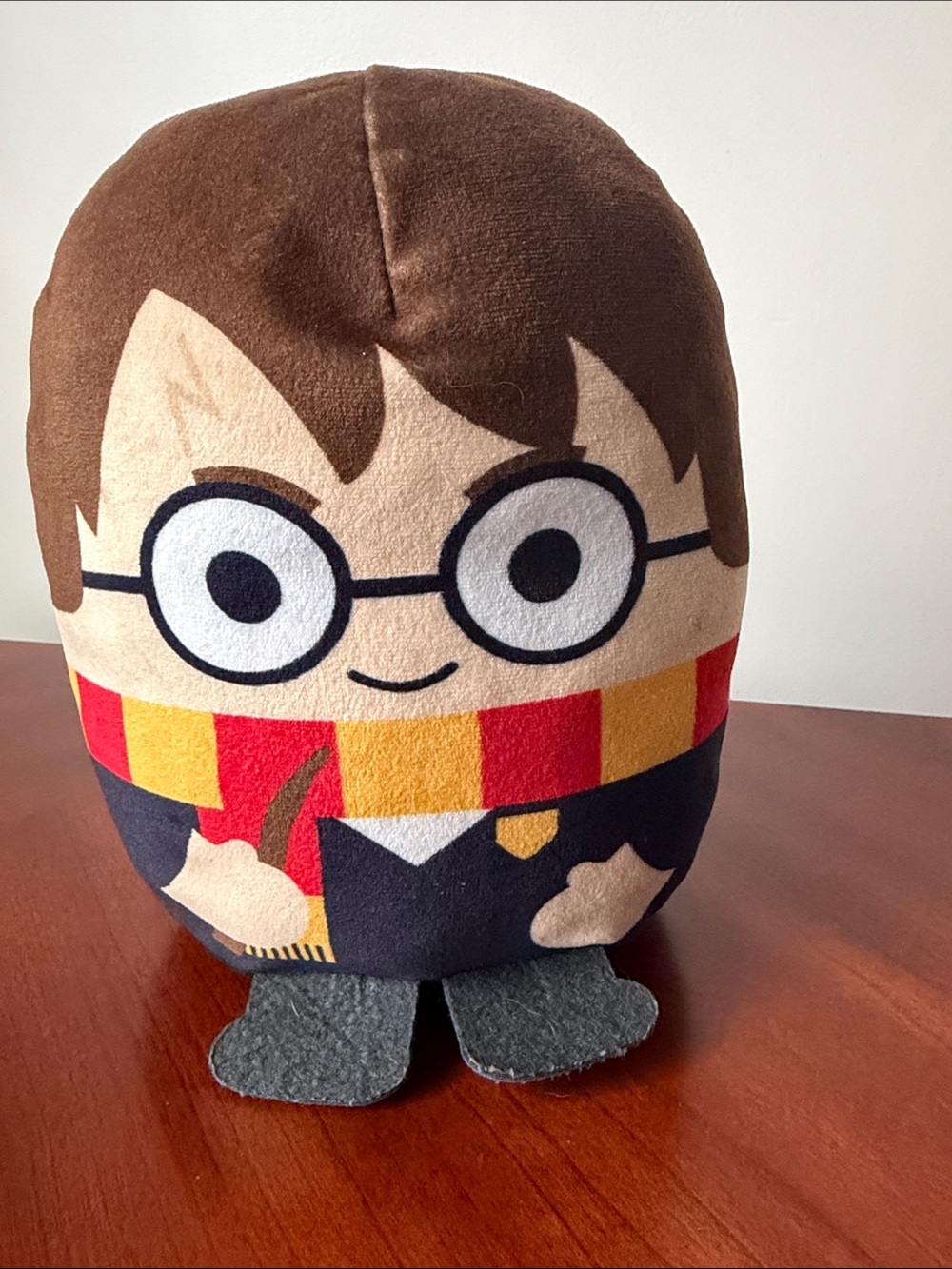 Warner Bros. Brown, Red and Yellow Plush Wizard Character